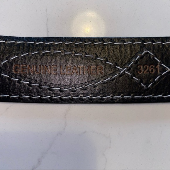 Lands End 28-30" Black Leather Suede Belt w/Decorative Stitching & Brass Buckle - Picture 6 of 6